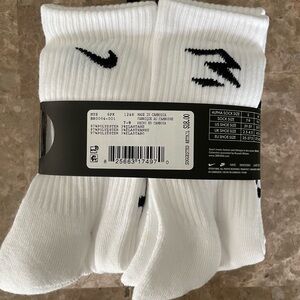 Nike White Athletic Crew Socks